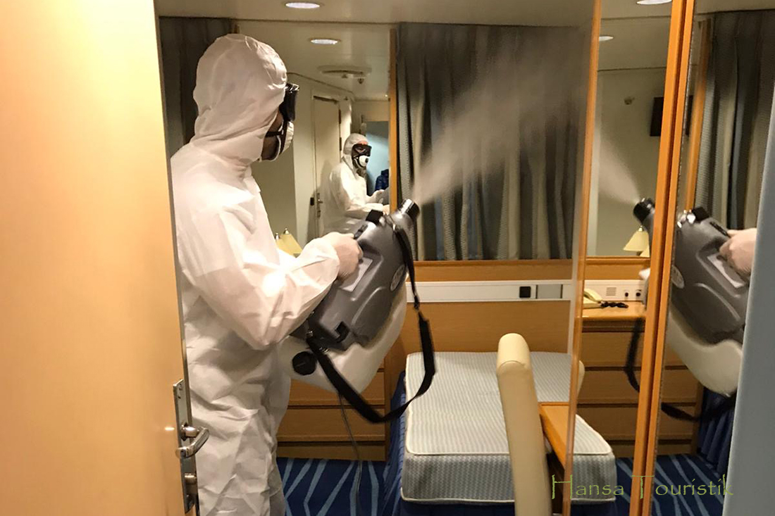 Desinfizierung der MS Ocean Majesty aufgrund von COVID-19-Pandemie Desinfizierung der MS Ocean Majesty aufgrund von COVID-19-Pandemie