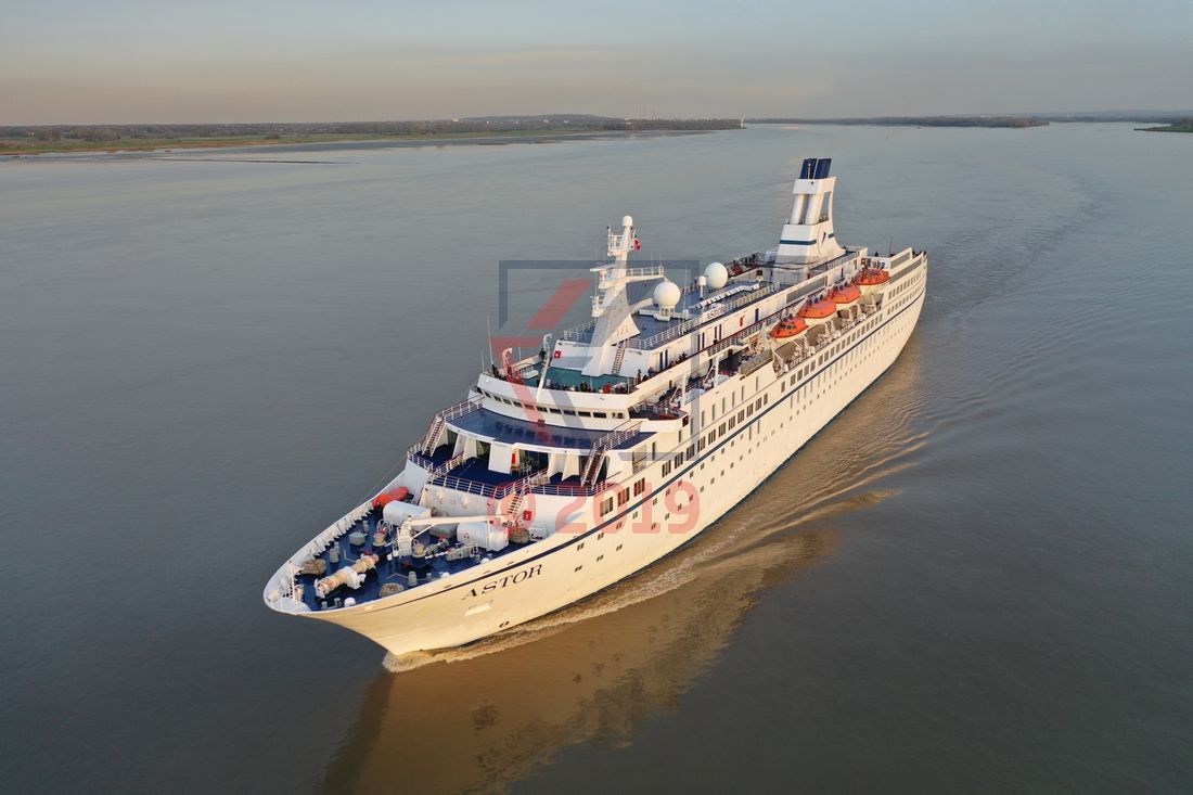 MS Astor ab 2021 als Jules Verne für CMV France MS Astor ab 2021 als Jules Verne für CMV France